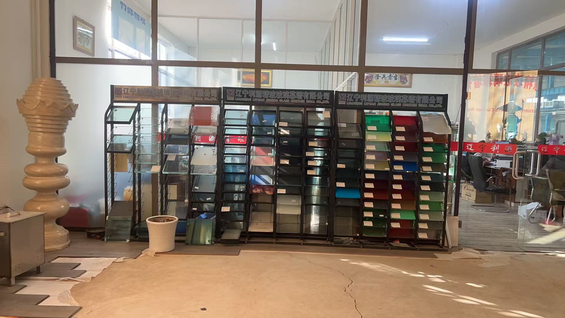 鹤岗市工程玻璃批量采购防火玻璃 - 价格